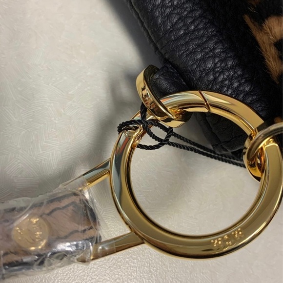 MCM wristlet - Picture 5 of 7